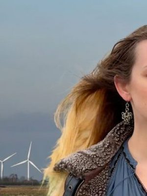 (Don't-Hurry)-Slow-Down